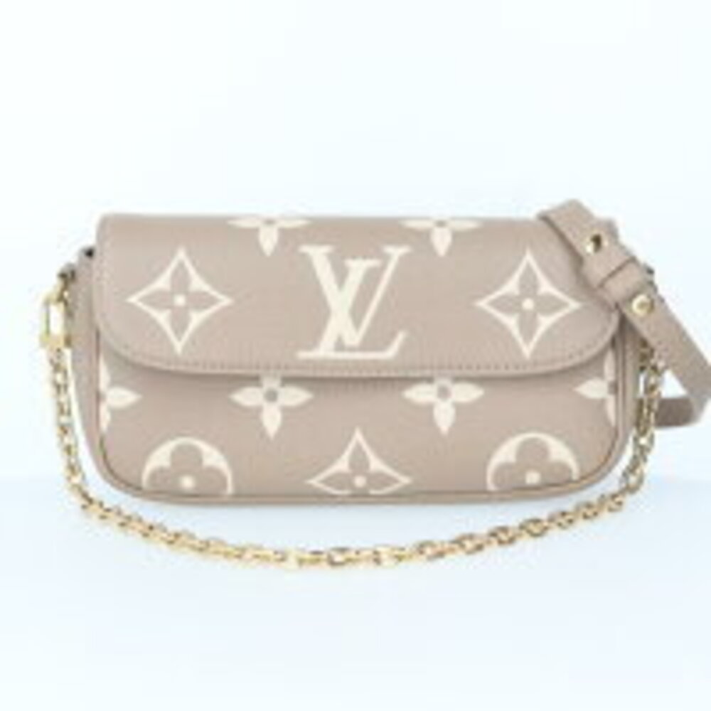 Louis Vuitton Empreinte Wallet on Chain Ivy Tourtrell Cream Shoulder Bag h